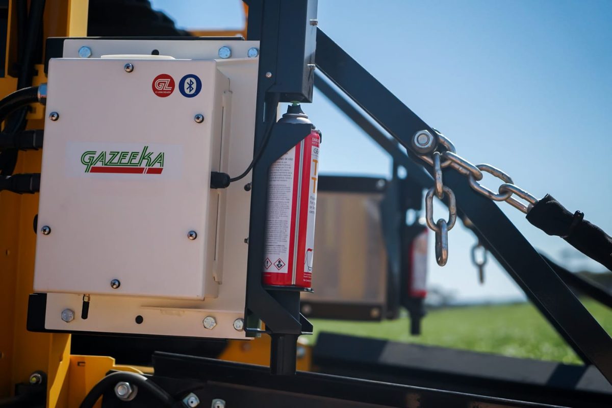 Gazeeka 870 moisture meter head mounted on a high-density baler